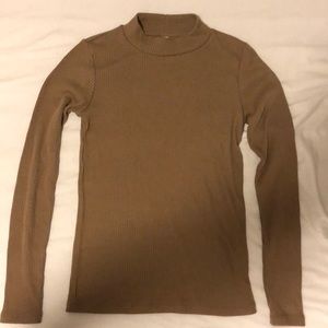 Uniqlo turtle neck